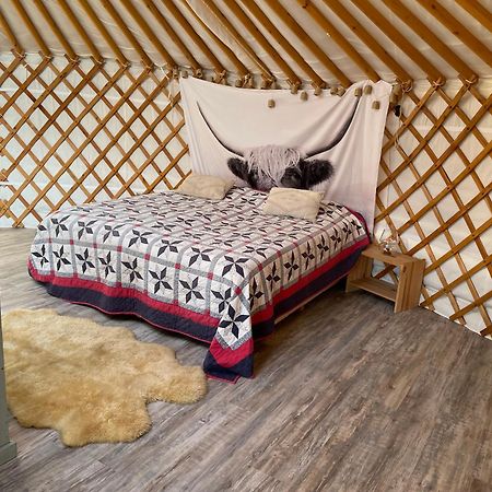 Luxe Yurt Hotel Koudekerke Exterior photo